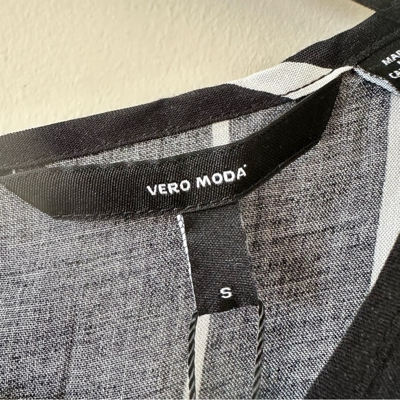 Vero Moda-Stripe Sleeveless Lightweight Jumpsuit (Size:Small) - Picture 11 of 11